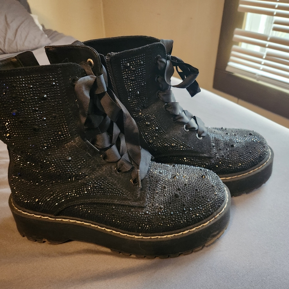 Betsey Johnson torrid boots